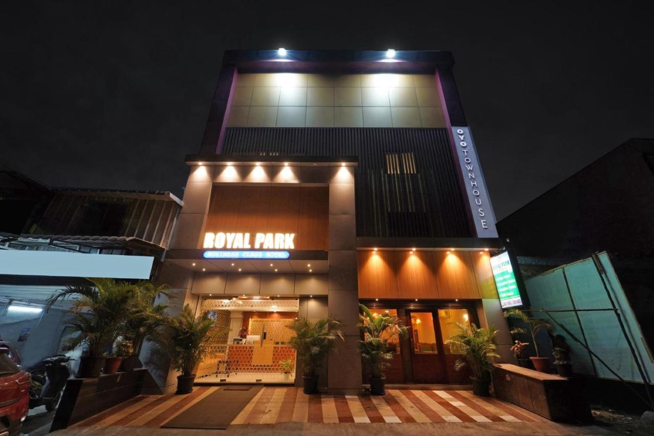 Collection O Mount Road Rich Mount Near Marina Beach Hotell Chennai Exteriör bild