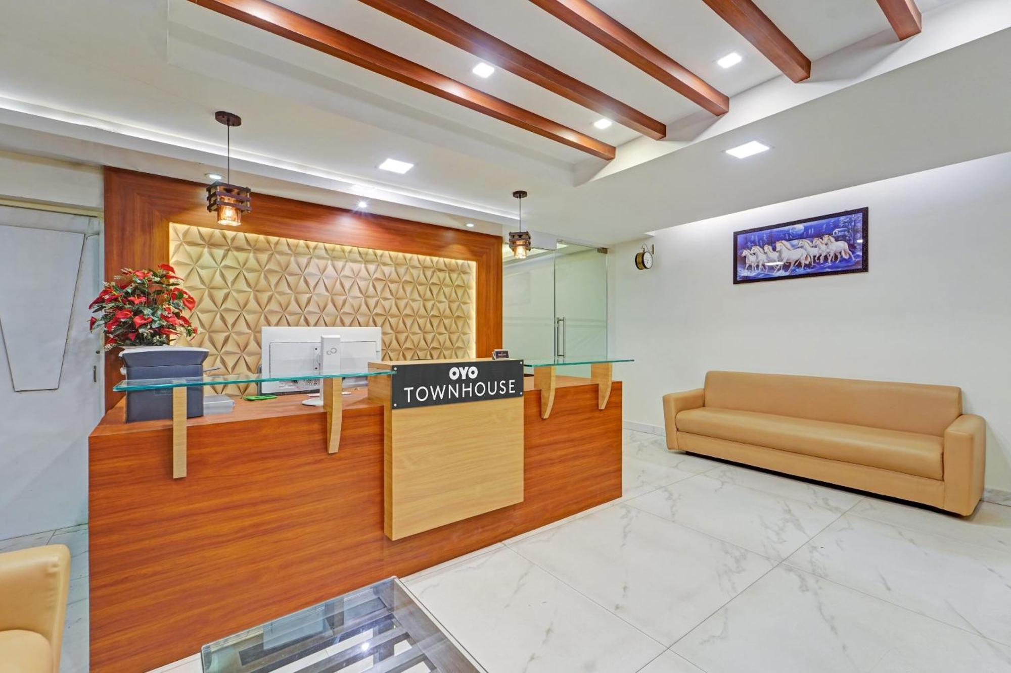 Collection O Mount Road Rich Mount Near Marina Beach Hotell Chennai Exteriör bild