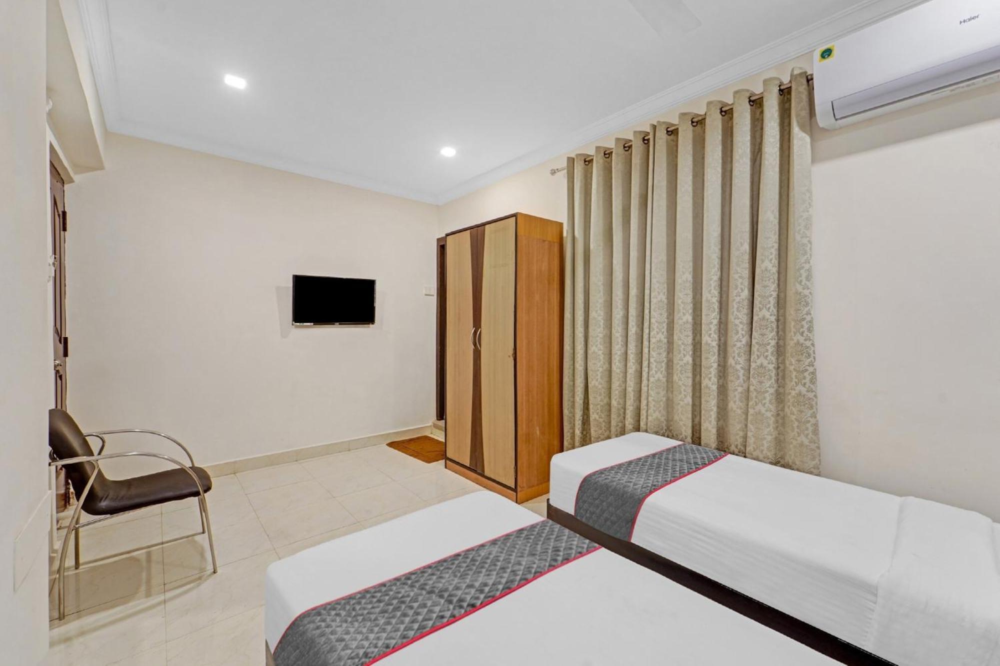 Collection O Mount Road Rich Mount Near Marina Beach Hotell Chennai Exteriör bild
